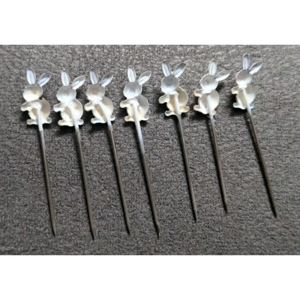 7 Vintage Tiny‎ Metal Stick Pins Bunny Rabbits Easter Crafts 1.25